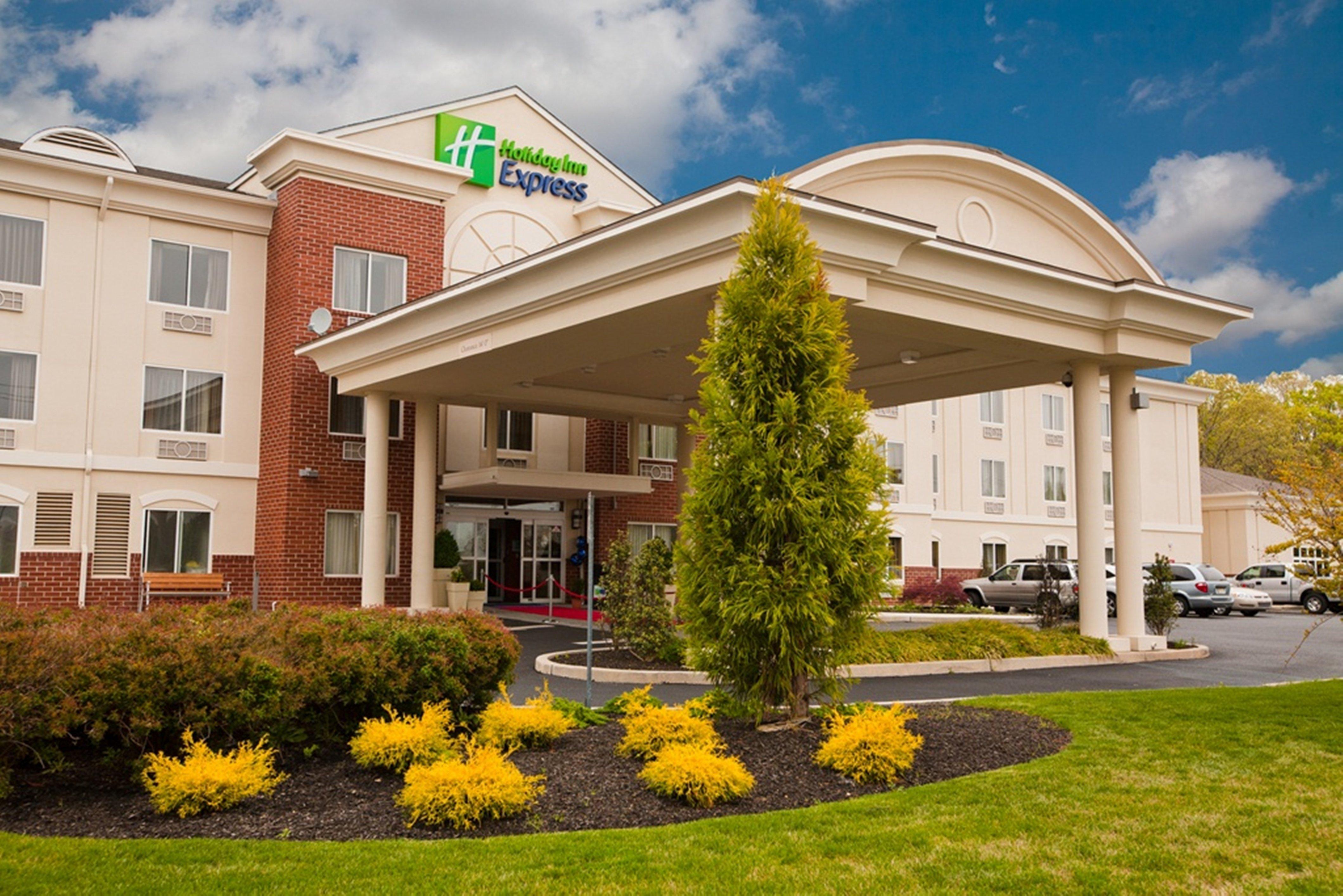 Holiday Inn Express Hotel & Suites Vineland Millville By Ihg Экстерьер фото