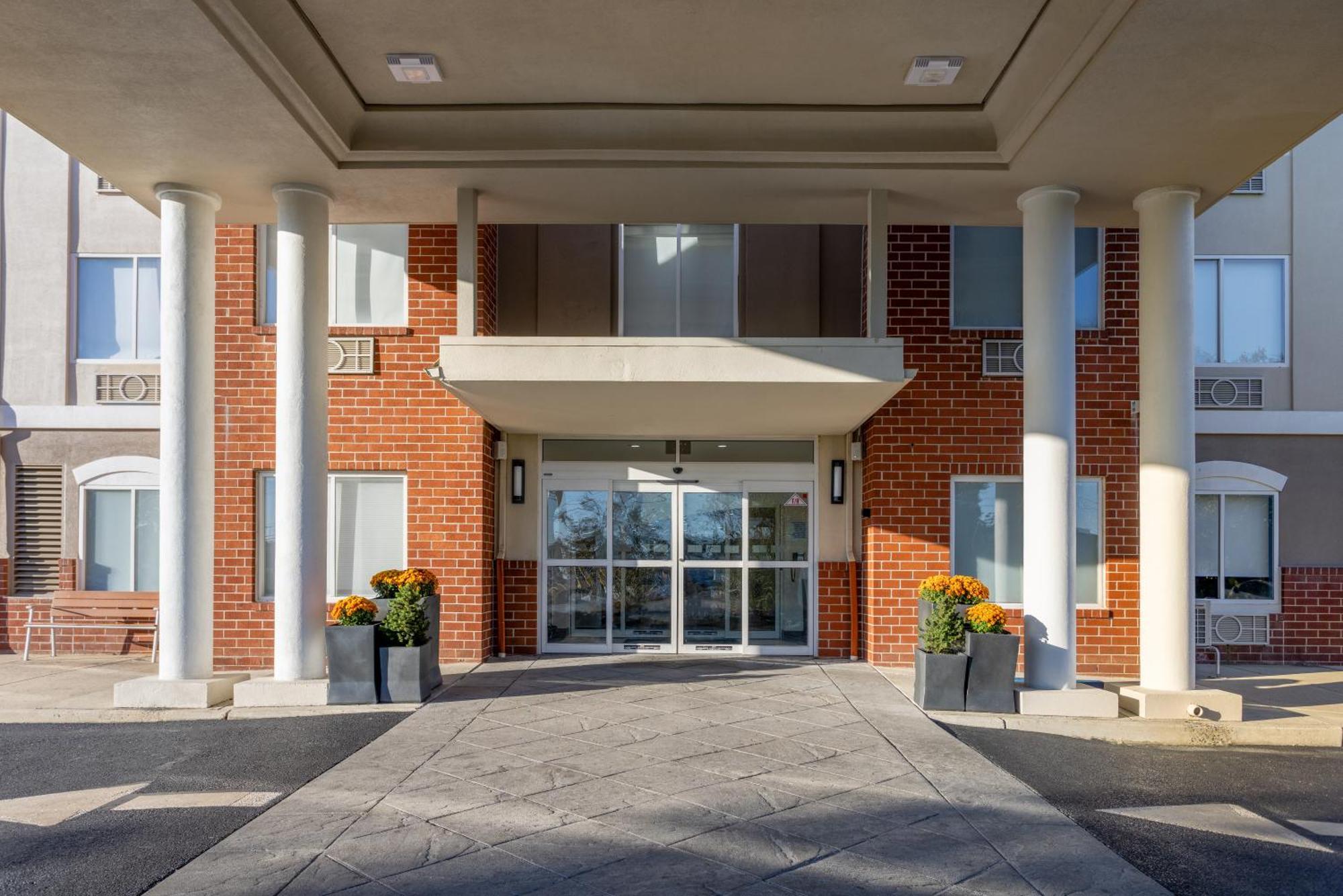 Holiday Inn Express Hotel & Suites Vineland Millville By Ihg Экстерьер фото